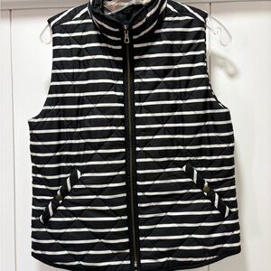 GAP Womens QUILTED Puffer Vest Black & White Striped Primaloft Size Small